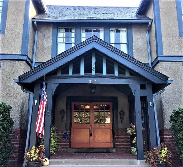 lewis ginter recreation association front door entrance