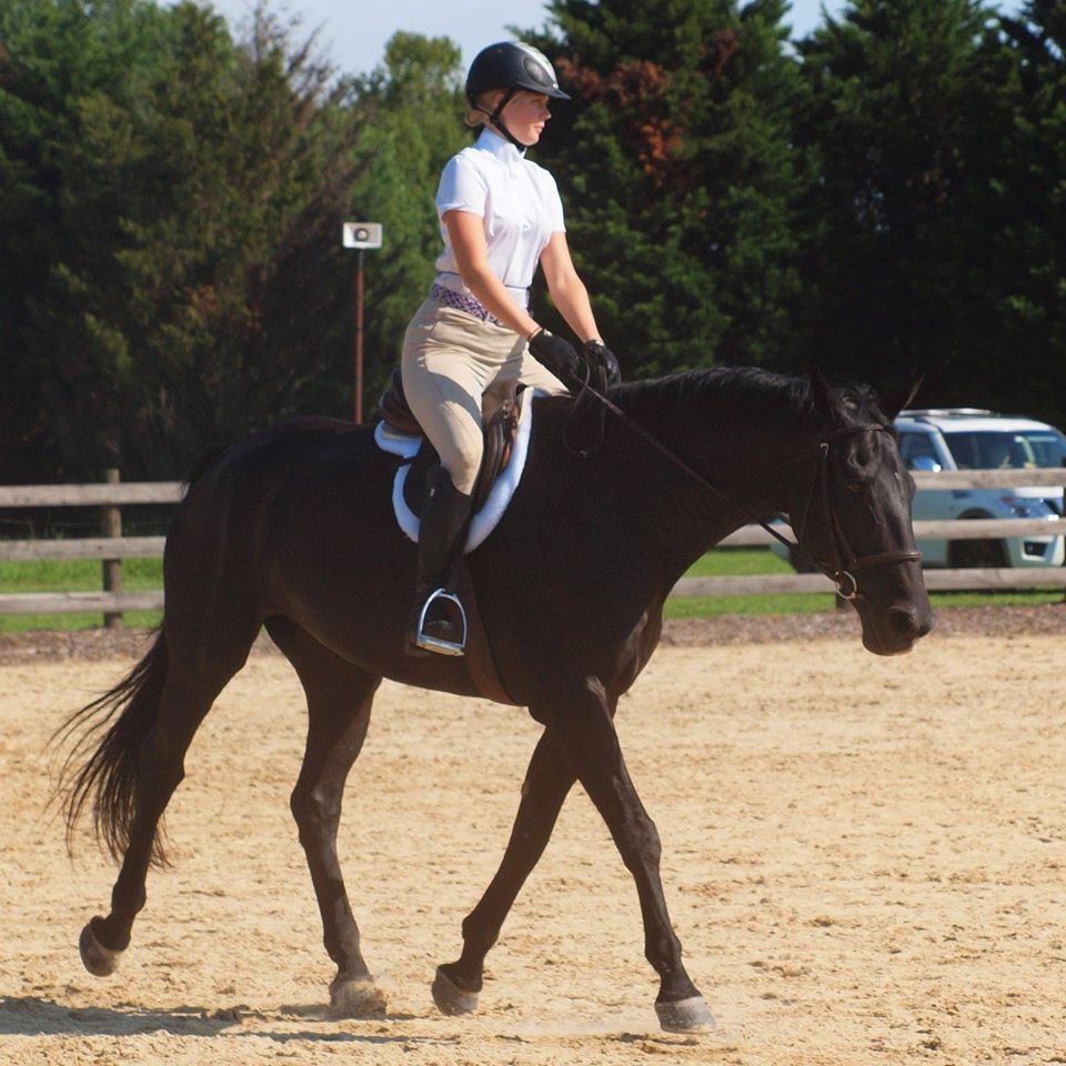 Lauryn riding her horse